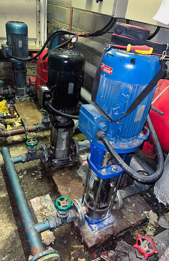 https://plumberhamiltonhill.com.au/uploads/2025/06/commercial-plumbing-134266.jpg