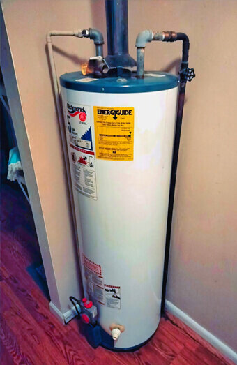 https://plumberhamiltonhill.com.au/uploads/2025/06/hot-water-375140.jpg